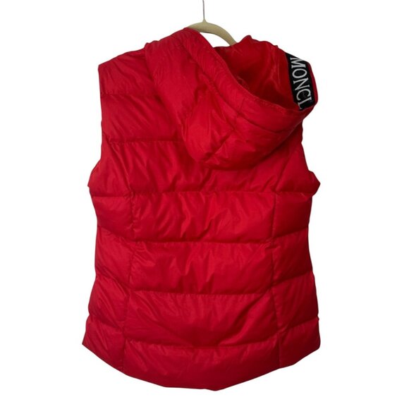Moncler Womens Size XXL Hooded Puffer Vest Zip Closure Hooded Womens Size XXL - Picture 2 of 11